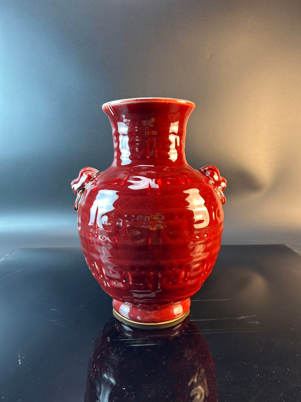 景德镇高温颜色釉郎窑红双狮耳瓶