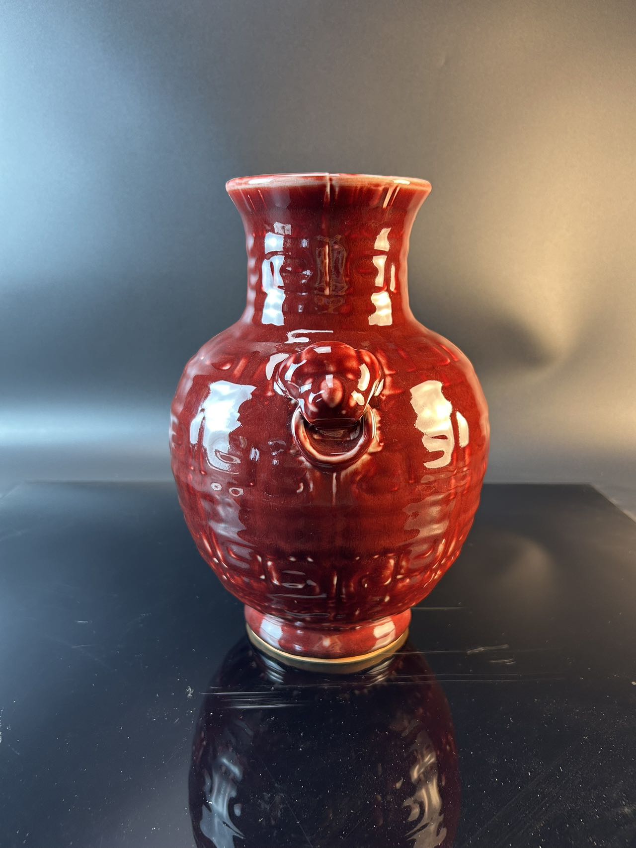 景德镇高温颜色釉郎窑红双狮耳瓶